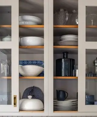 tasses et porcelaine