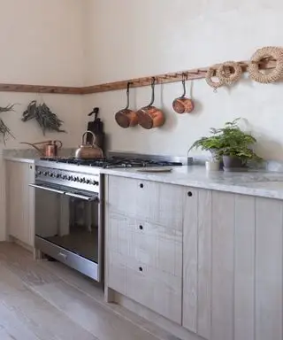 Tenture murale en bois