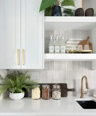 Tendances en matière de carrelage de cuisine 2024 : ce sont les looks que les designers adorent (il existe un mélange de designs classiques et de motifs frais)