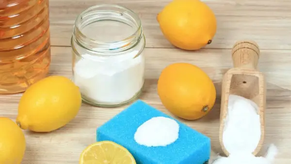 Rengøring med salt – sådan bruger du dette naturlige produkt til pletter og mere