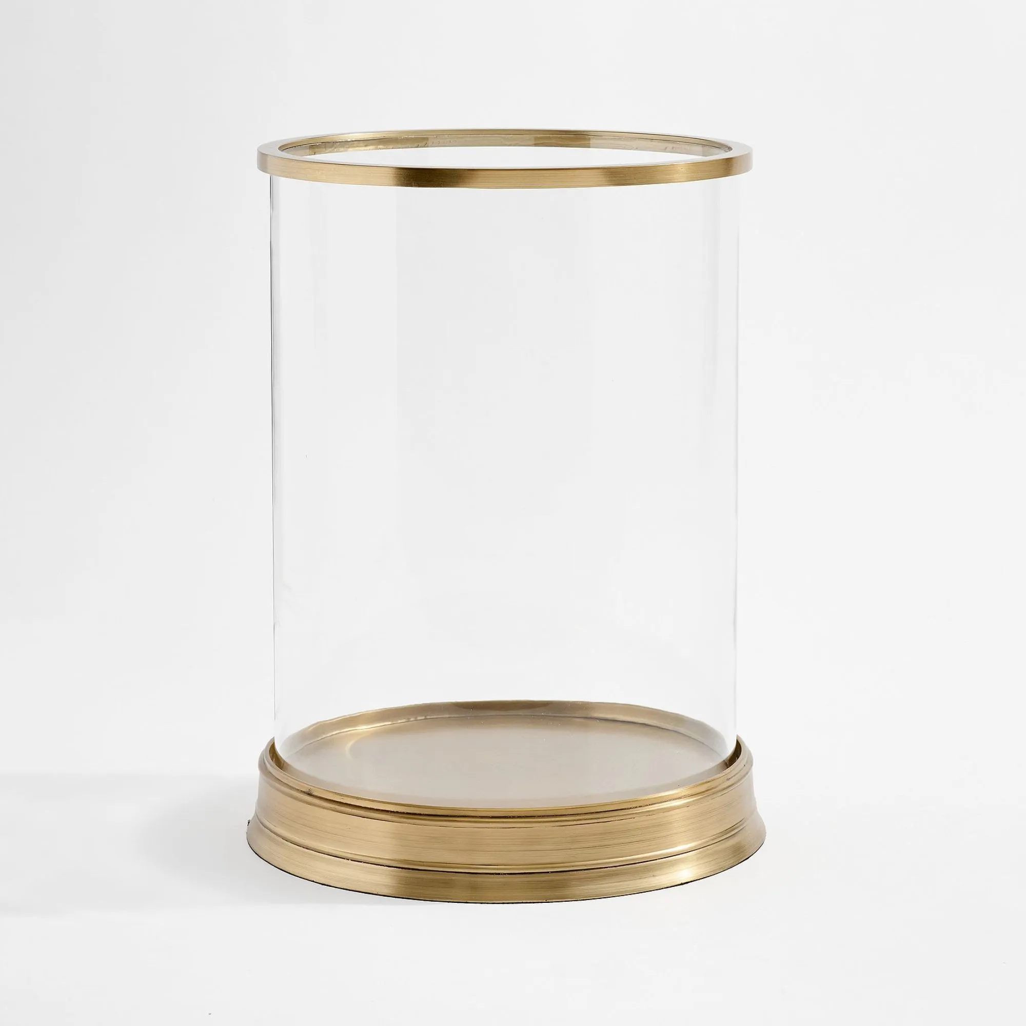 Sklenený držiak na hurikán s mosadznou základňou a okrajom' loading='lazy' title=