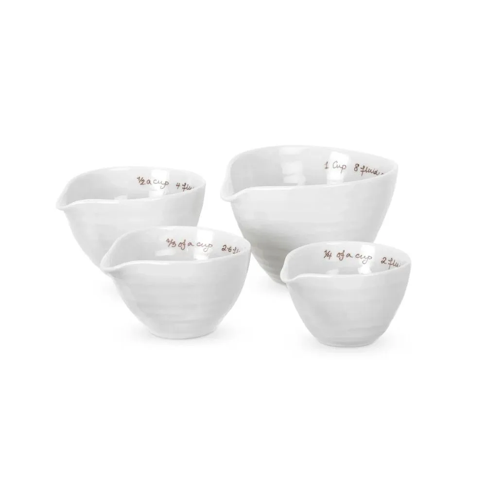 빨간색 손으로 쓴 라벨이 있는 흰색 세라믹 계량컵' loading='lazy' title=