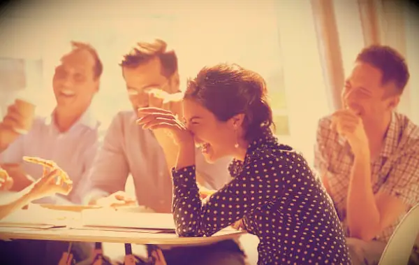 70 Zábavné citáty tímovej práce pre smiech, pozitívne vibrácie a úľavu od stresu