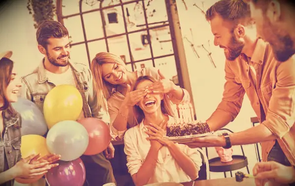 120 Citas cortas de cumpleaños: dichos positivos y divertidos para tu mejor amigo y familia