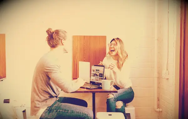 Hvordan holde en samtale i gang: 8 enkle tips