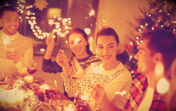 101 Inspirierende Neujahrszitate für ein glückliches, positives und großartiges 2025