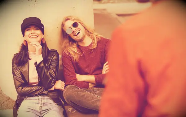 115 Citas divertidas de amistad: humor hilarante para tu mejor amigo