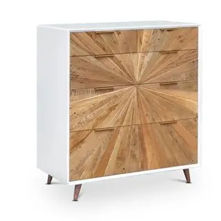 흰색 배경에 대해 Apt2B Solara 가슴입니다.