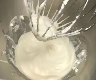 ケンウッド シェフXL チタンスタンドミキサー クリーム