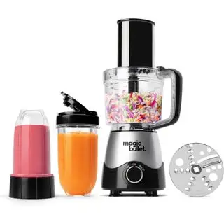 Un Magic Bullet Kitchen Express avec ses accessoires