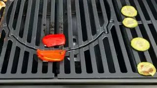 Testování zeleniny na Weber Spirit II E-310