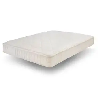 Un matelas Naturepedic Chorus sur fond blanc