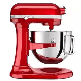 Le batteur sur socle KitchenAid Pro Line en rouge sur fond blanc