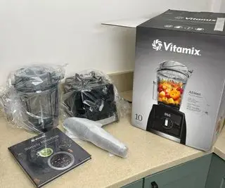 Mélangeur Vitamix Ascent Series A2300 prêt à mélanger