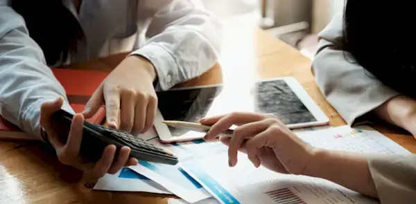 Bringen Sie Ordnung in Ihre Finanzen: 11 Tipps für ein einfaches Budget