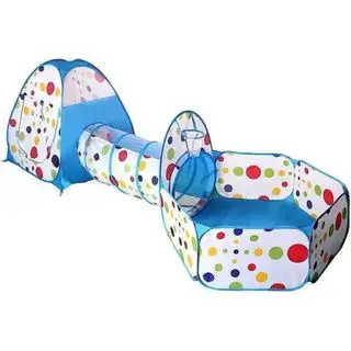 Piggy Poo e Crew Dog Ball Pit contra um fundo branco.
