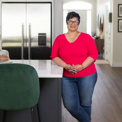 Michelle Kolozetti' loading='lazy' title=