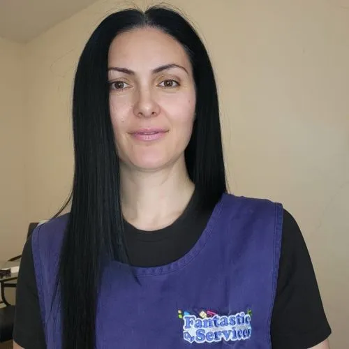 Pietia Holewicz' loading='lazy' title=