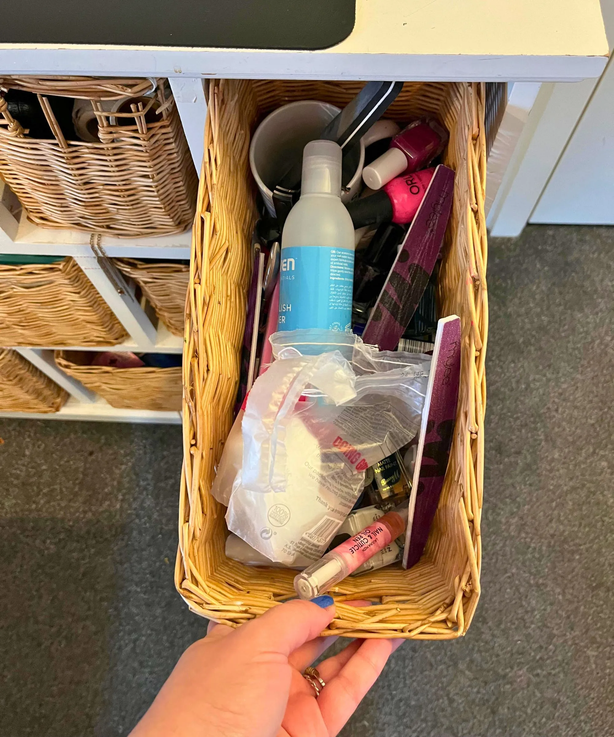 25 PCs klare Plastikschubladen-Organisatoren setzen Vtopmart 4-Größe vielseitiger Badezimmer und Waschtischschale' loading='lazy' title=