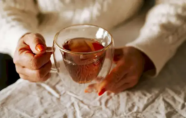 8 idées étranges qui aident réellement à calmer l’anxiété (quand rien d’autre ne fonctionne)